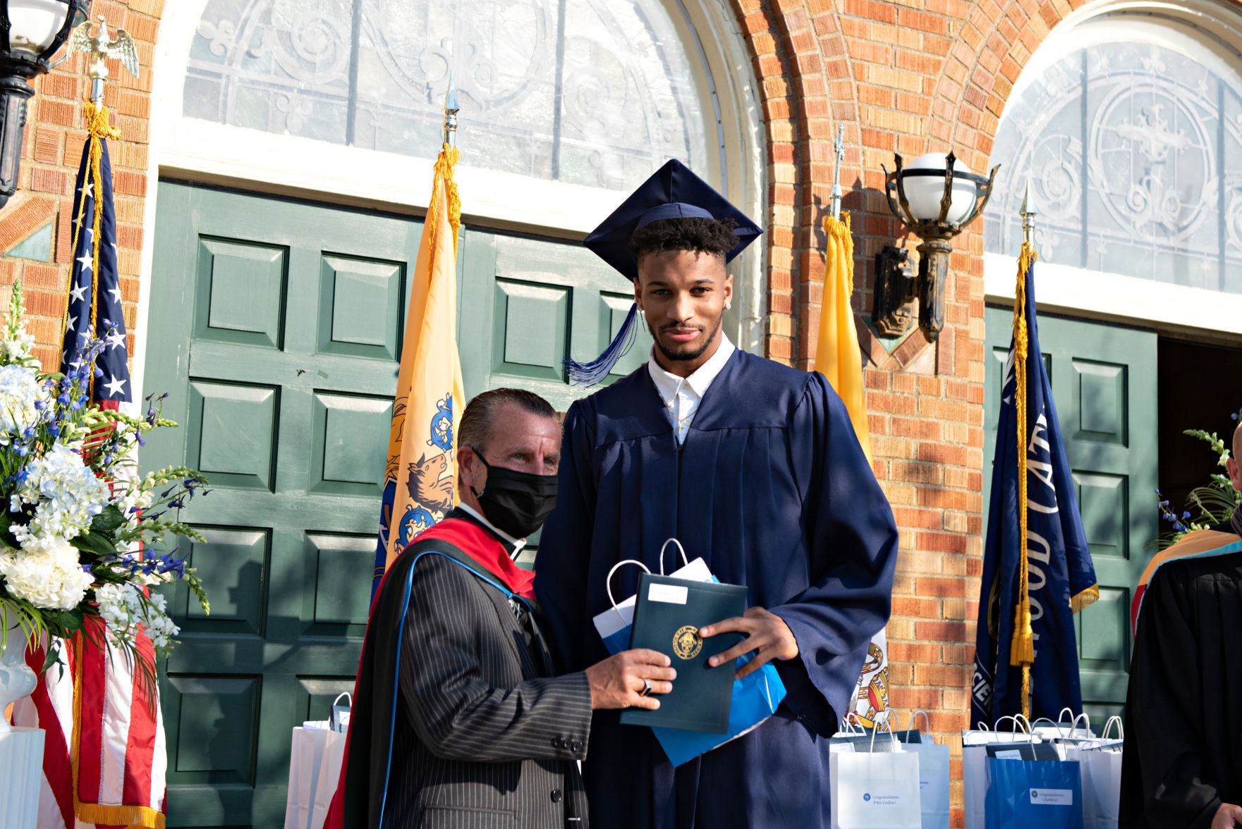 060420_nws_wildwoodcatholicgrad
